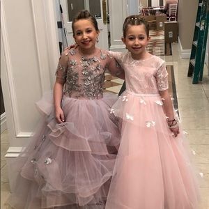 Meet your Posher, Mia